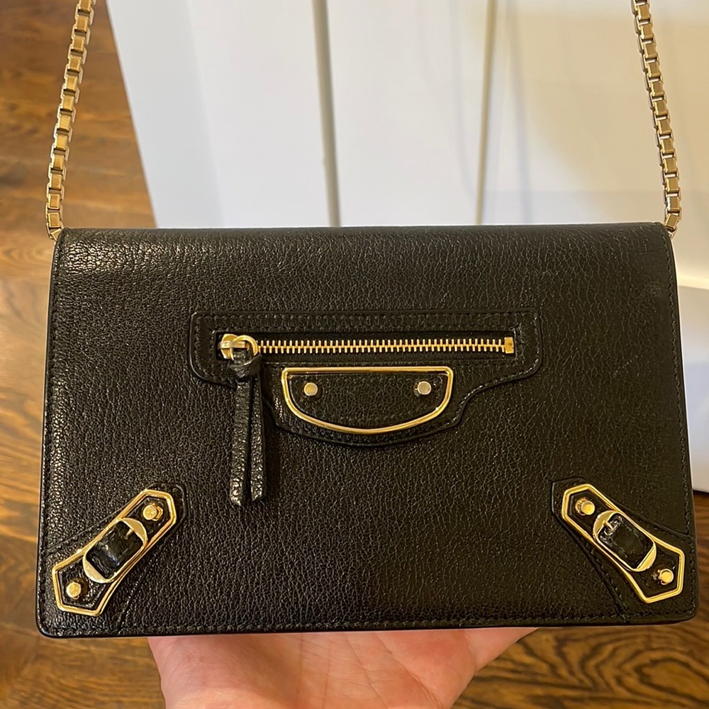 Balenciaga Wallet on Chain